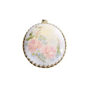 Vintage Cameo Necklace Pink Floral Roses Romantic Whimsy Gold Tone Fairy